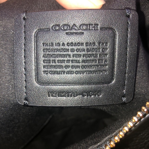 Coach Black Crossbody/Shoulder Purse Hangtag Included - Picture 5 of 13